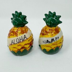 Vintage Aloha Hawaii Pineapple Salt & Pepper Shakers Ceramic Hand Painted
